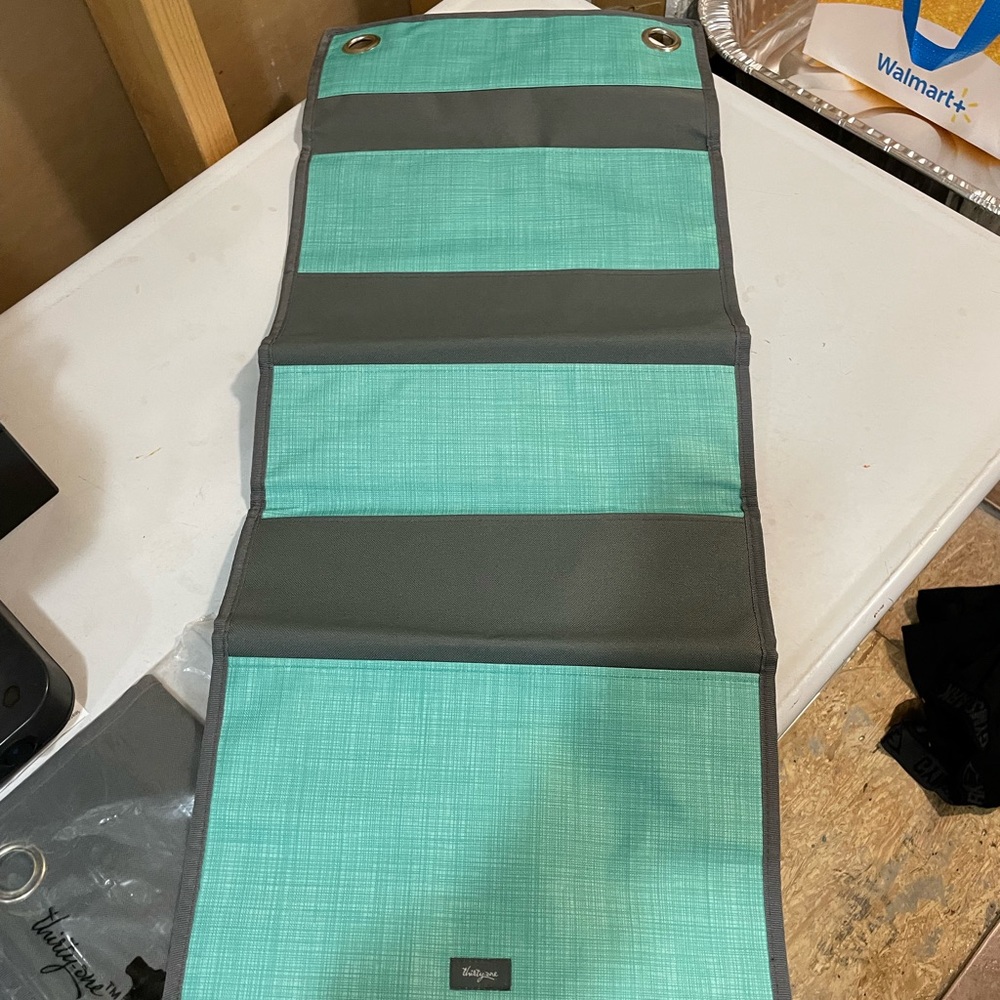 Hang up family organizer
